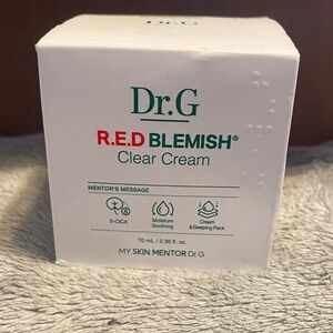 R.E.D Blemish Clear Cream — White & Red Soothing Moisturizer